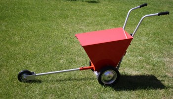 Trockenmarkierwagen, Typ 502- Behälter ca. 35 Liter Fassungsvermögen